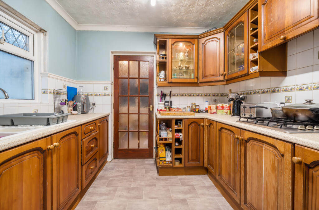 1393360-16-694586...