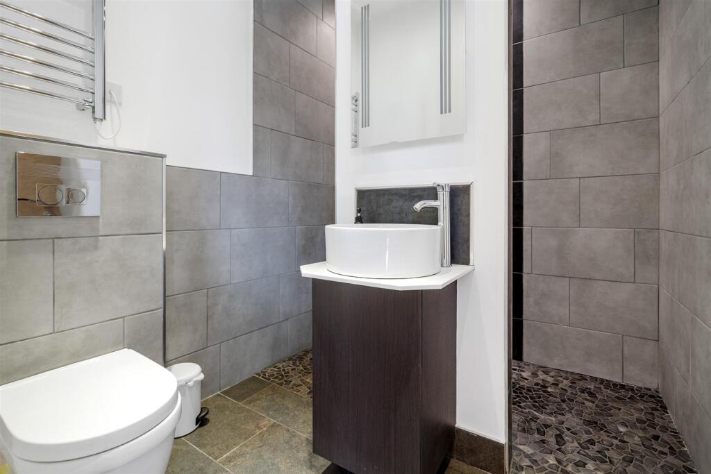 1 Chattock Gardens_32.jpg