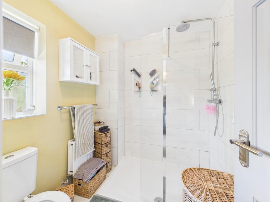 CAM02023G0-PR0161-STILL054