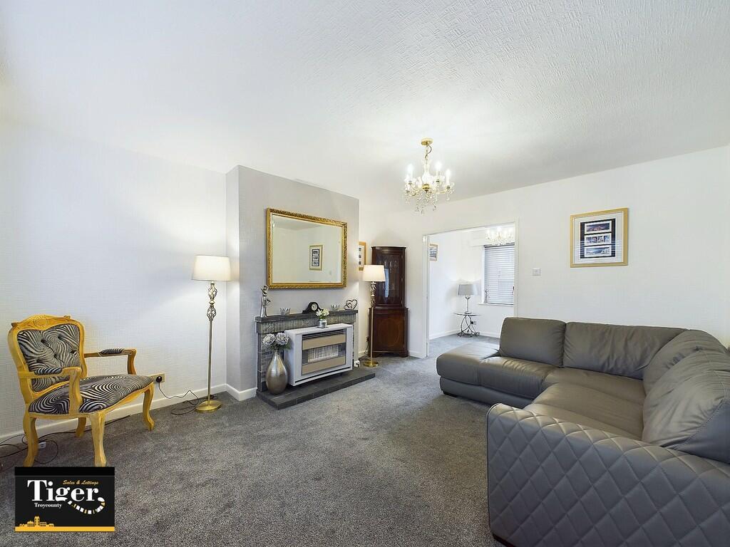 CAM02176G0-PR0406...