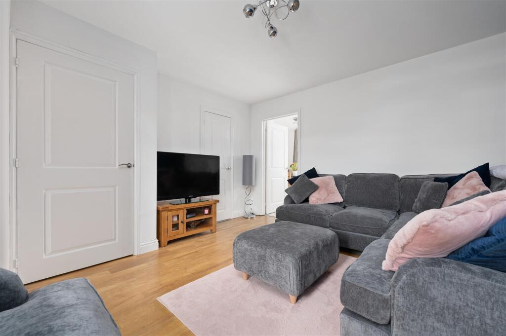 41 Middlebank Rise 009.JPG