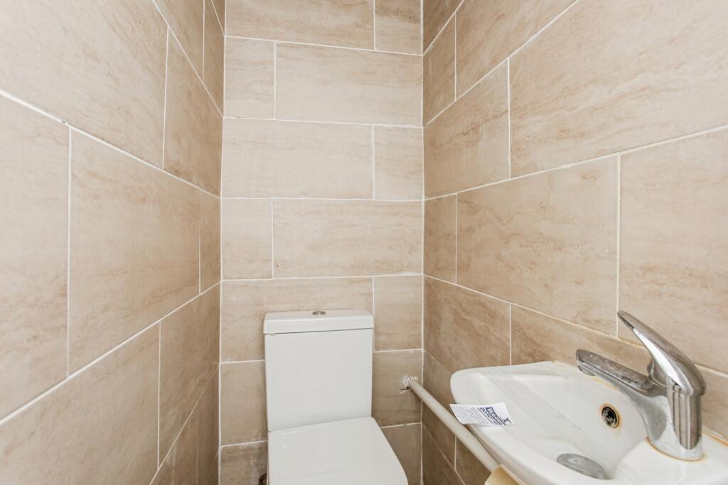 Ground Floor Wc