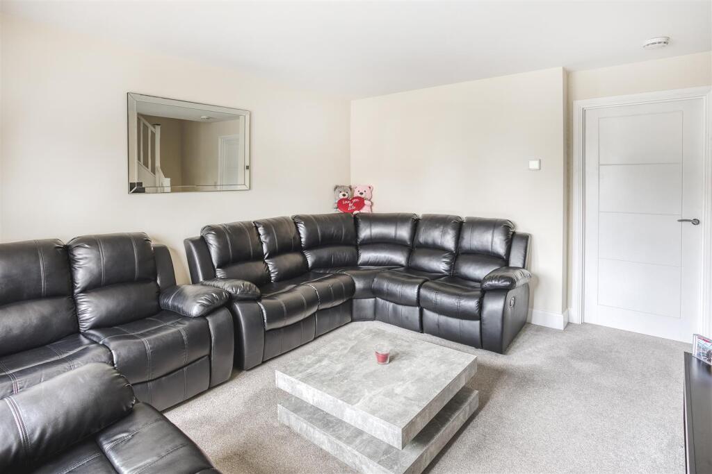 2025-08-01 10.28.46-2_HDR.jpg