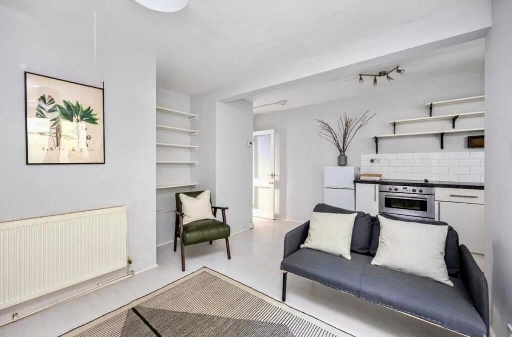 PHOTO-2025-12-19-...