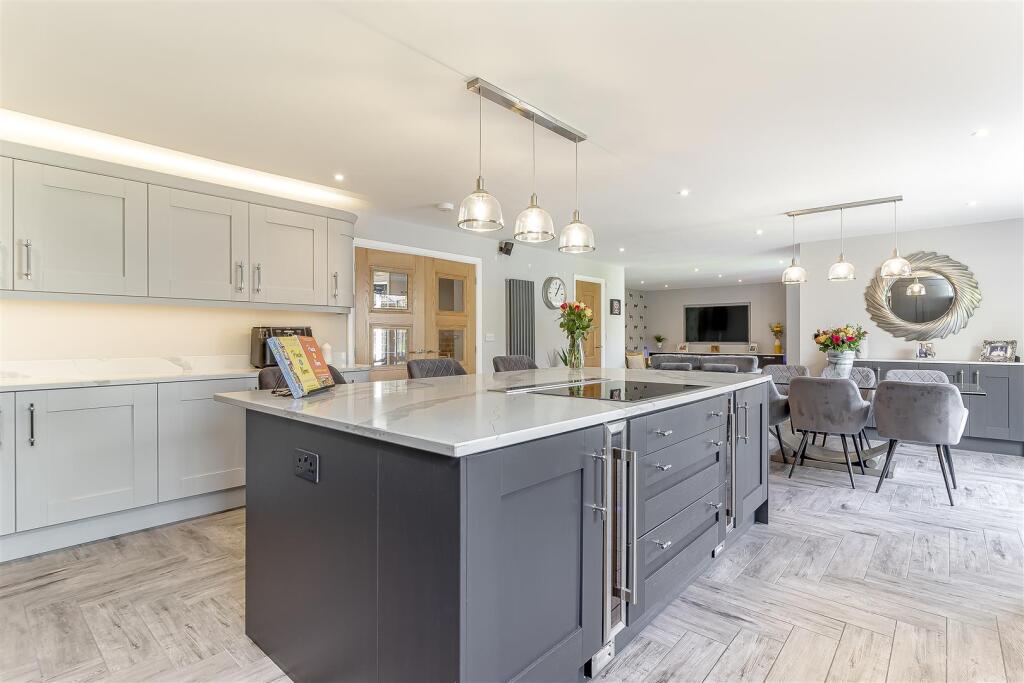 Dining Kitchen - E.jpg