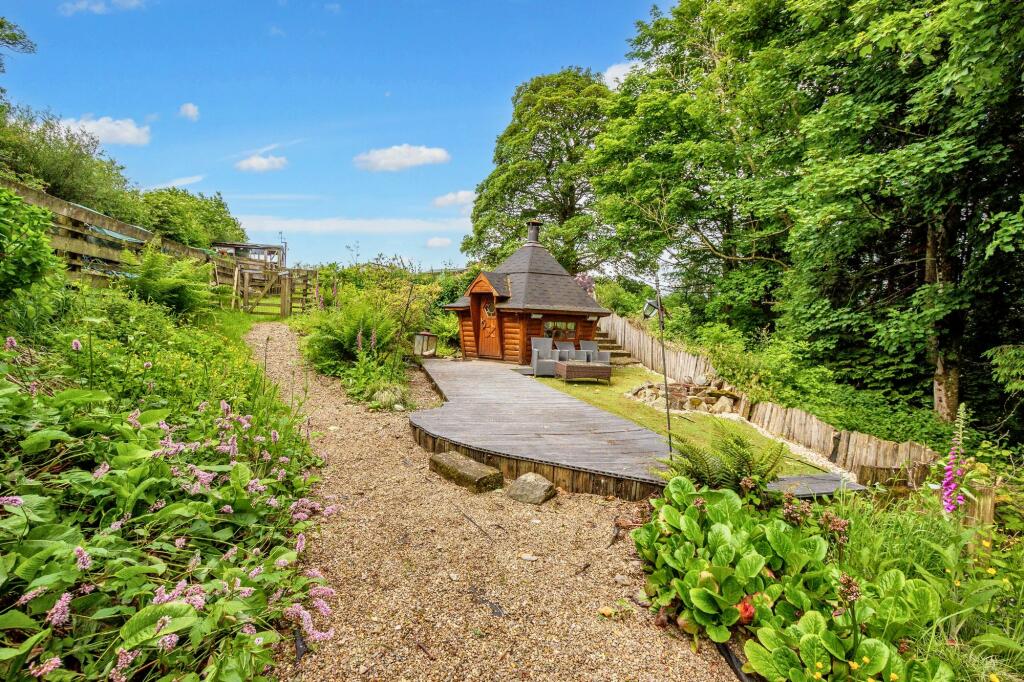 NORDIC HUT