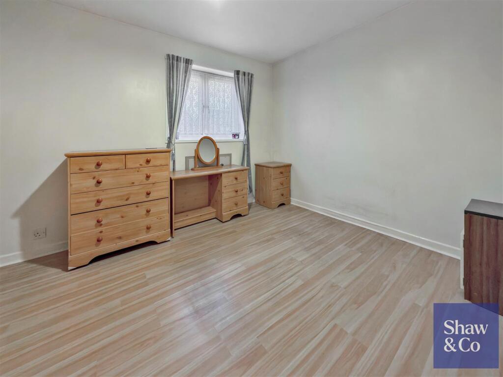 Bedroom.jpeg