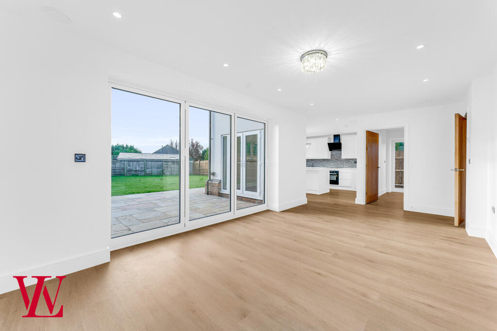 Dining / Kitchen