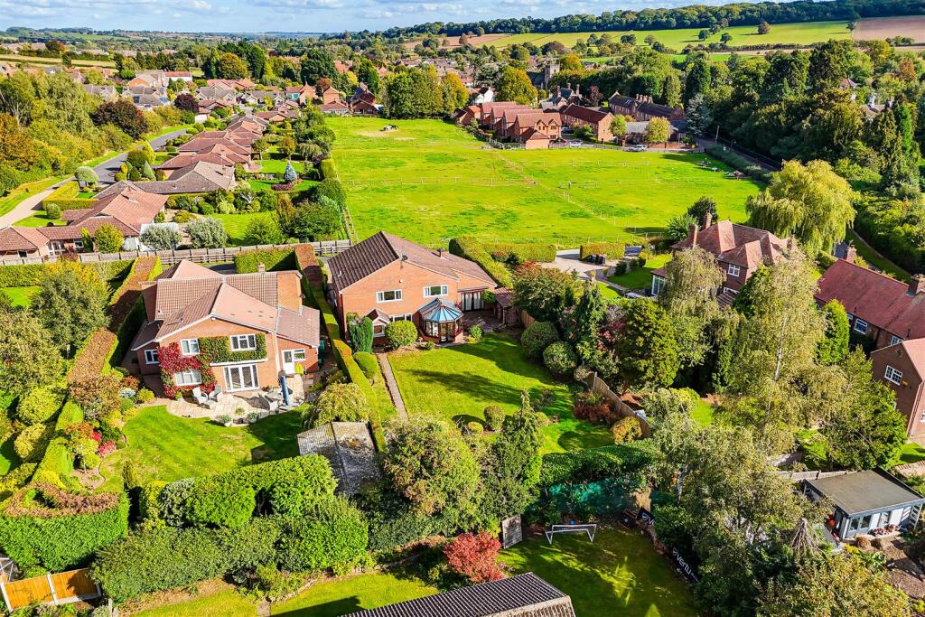 DJI_20250925152605_0410_D-DJI_20250925152605_0414_