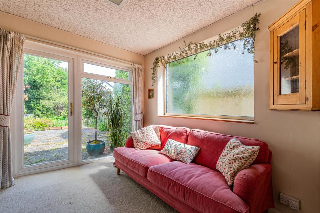 Highfield Road 5-29.jpg