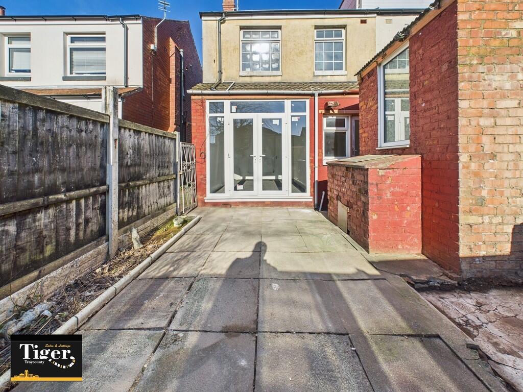 CAM02176G0-PR0503...