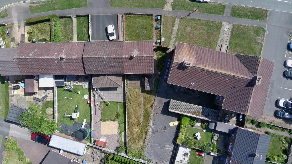 5184976 100DRONE SING0082 T202507252329.jpg