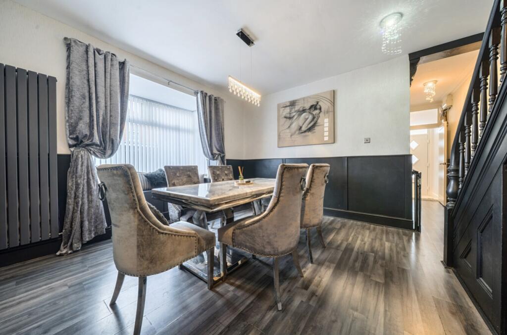 1297866-11-6830969123b07-ARW