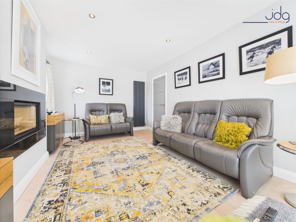 Cosy Lounge with flame gas fire