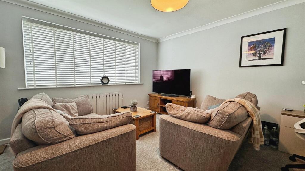 a63a8bae--4F34-832D-03D799AD9205-38795-00000D496F3