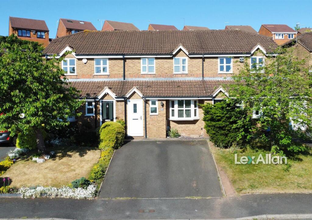 Surrey Drive Kingswinford 2.jpg