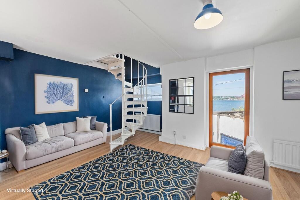 Family Room/Hallway