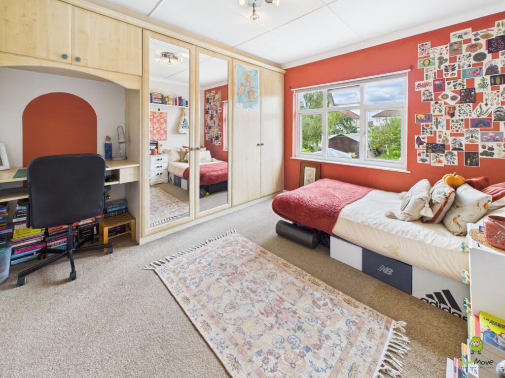 Presented By Clinton Crawford - Ewemove Bexley and