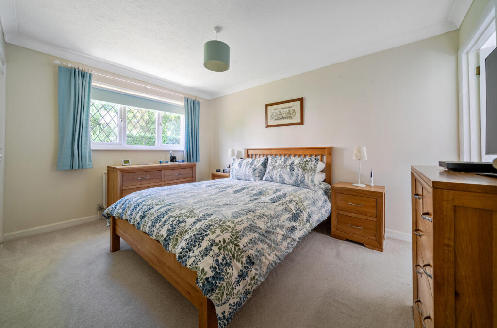 1296159-67-682cc2...