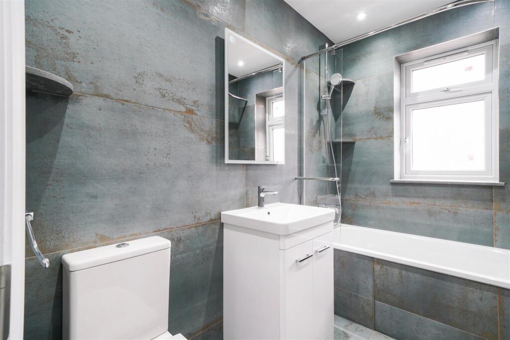 61 Whitton Avenue East - Lq7Wkhc2KSd5nmUyEBj9.jpg