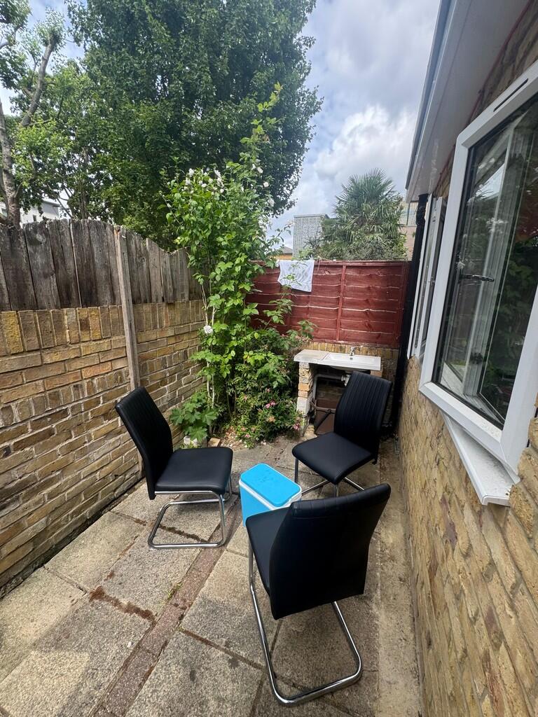 40401485-4f3b-41b...