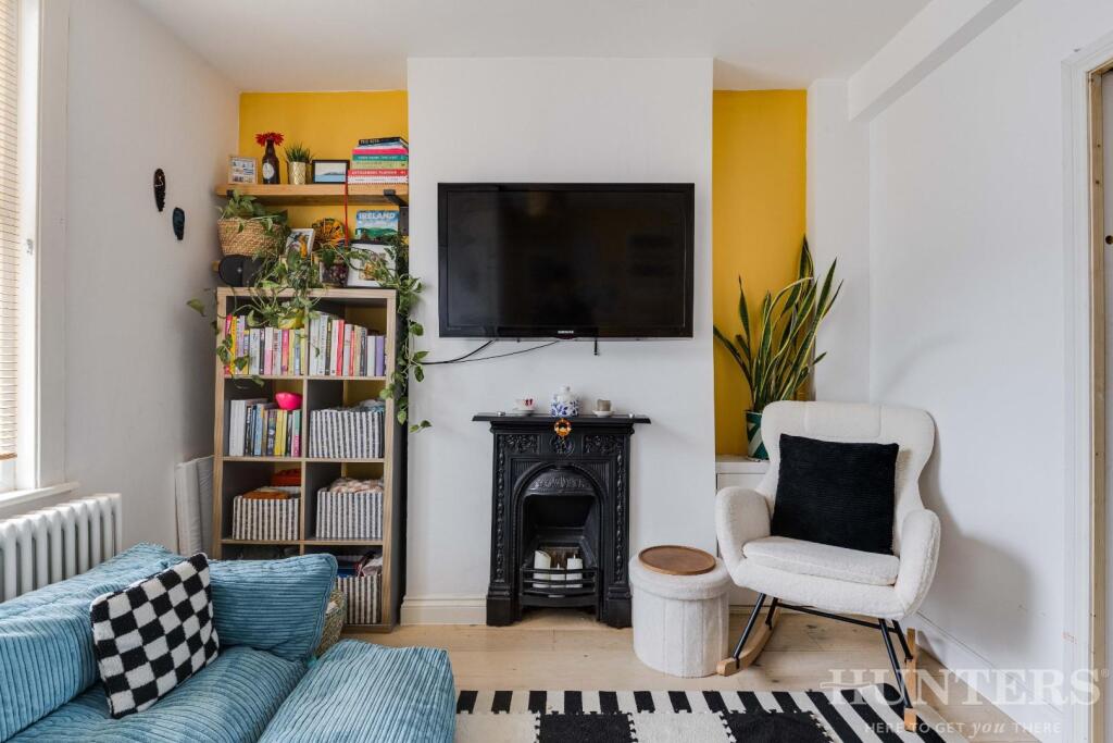 8 Halefield Road N17 9XR-06.jpg