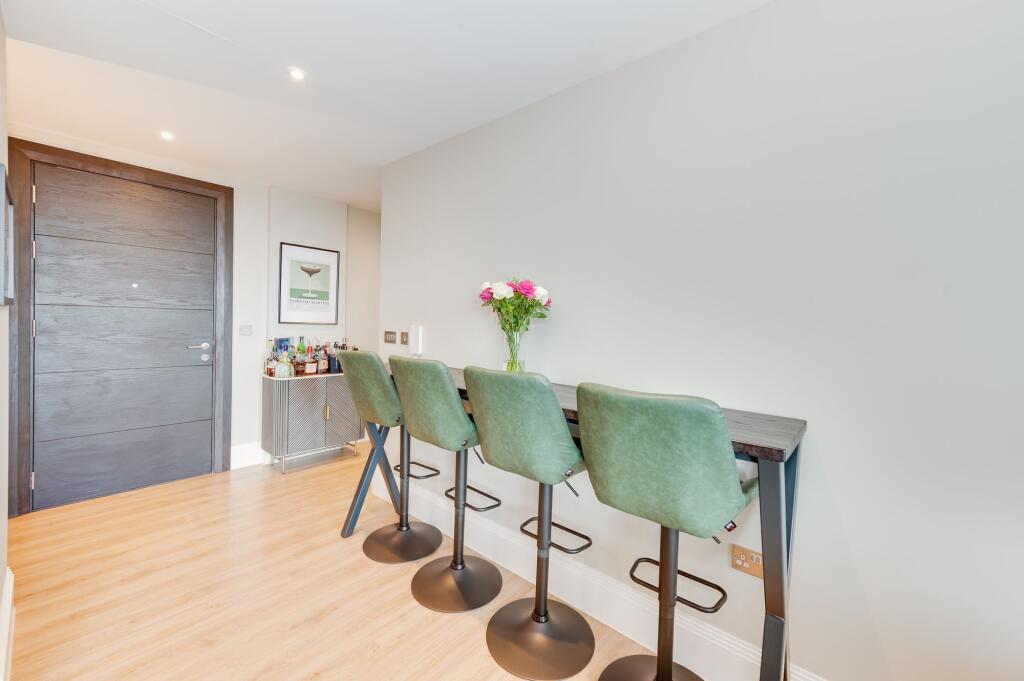 OPEN PLAN KITCHEN, DINER AND LIVING ROOM