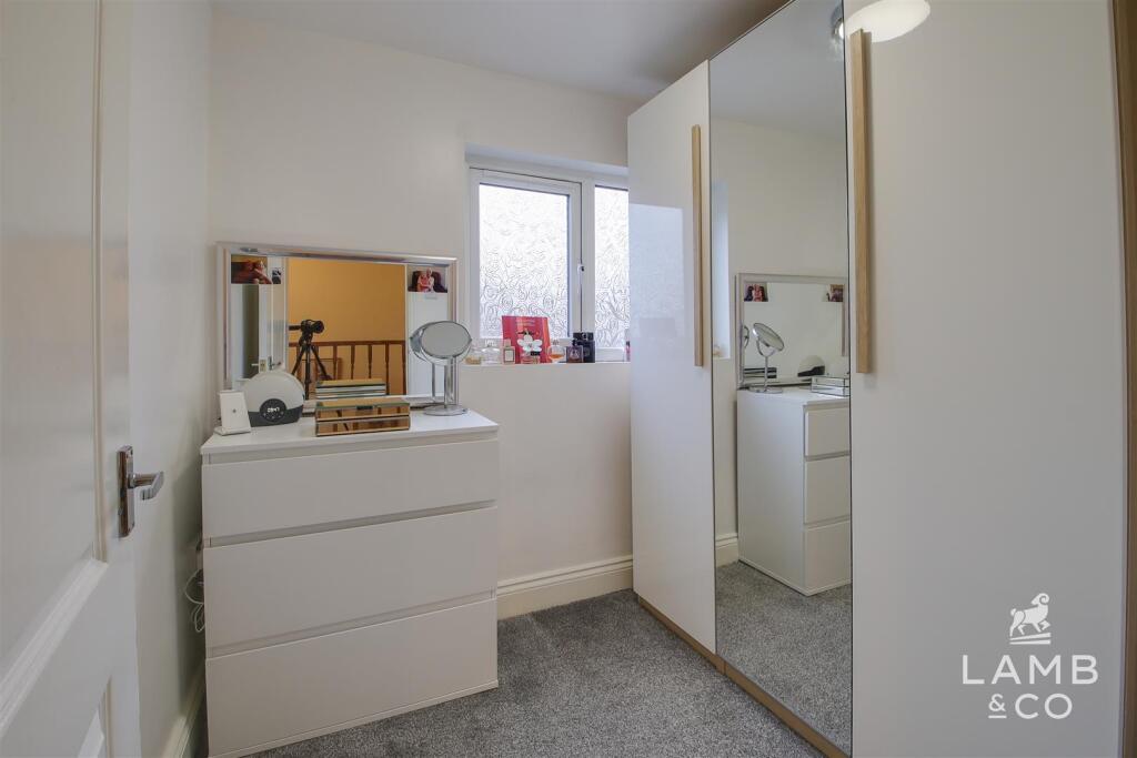 BEDROOM FIVE