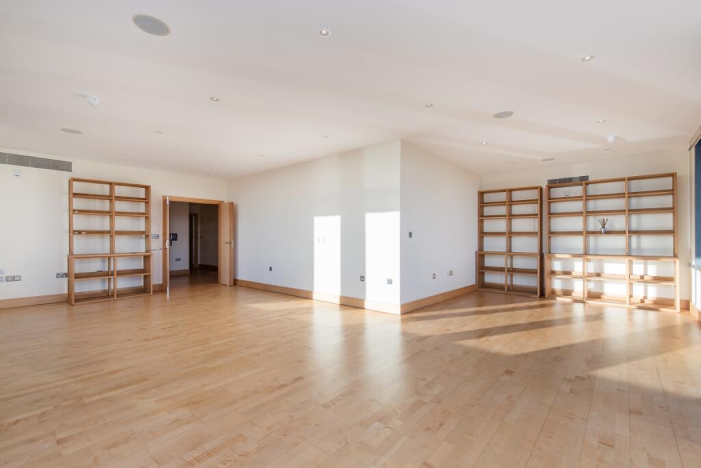 Antonine Heights ...