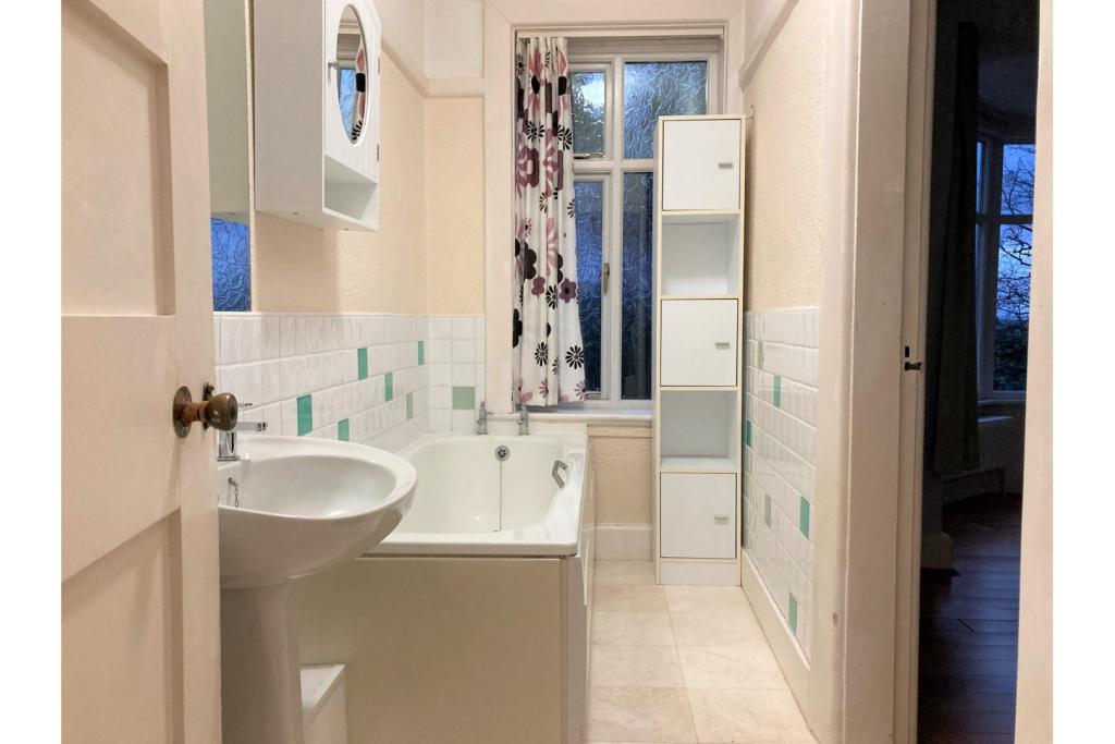 En-suite Two