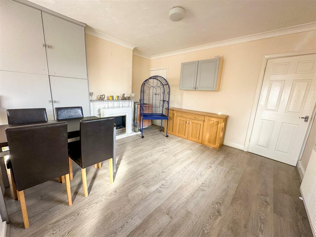 DINING AREA VIEW