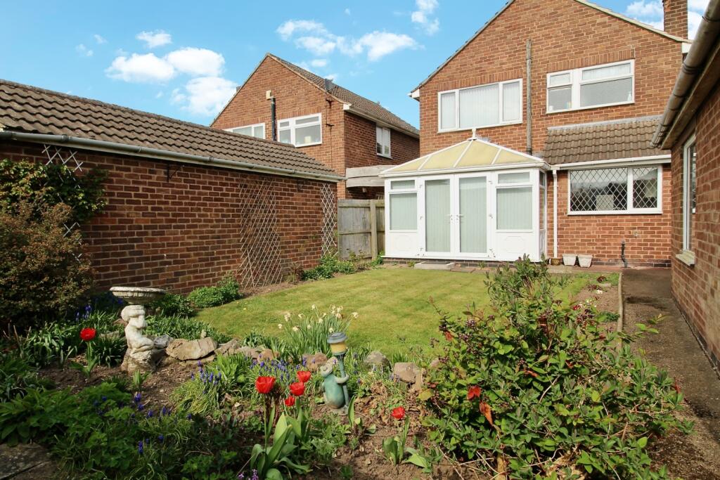Rear Garden and House - Gus Critchlow EweMove Hinc