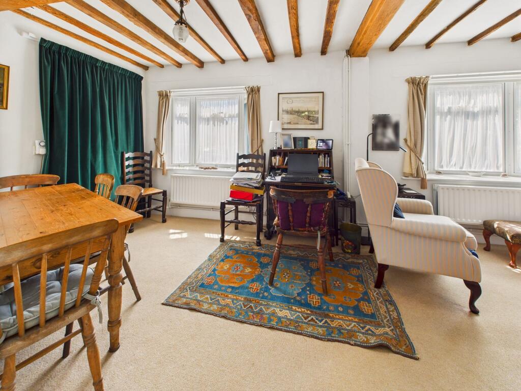 Sitting/Dining Room
