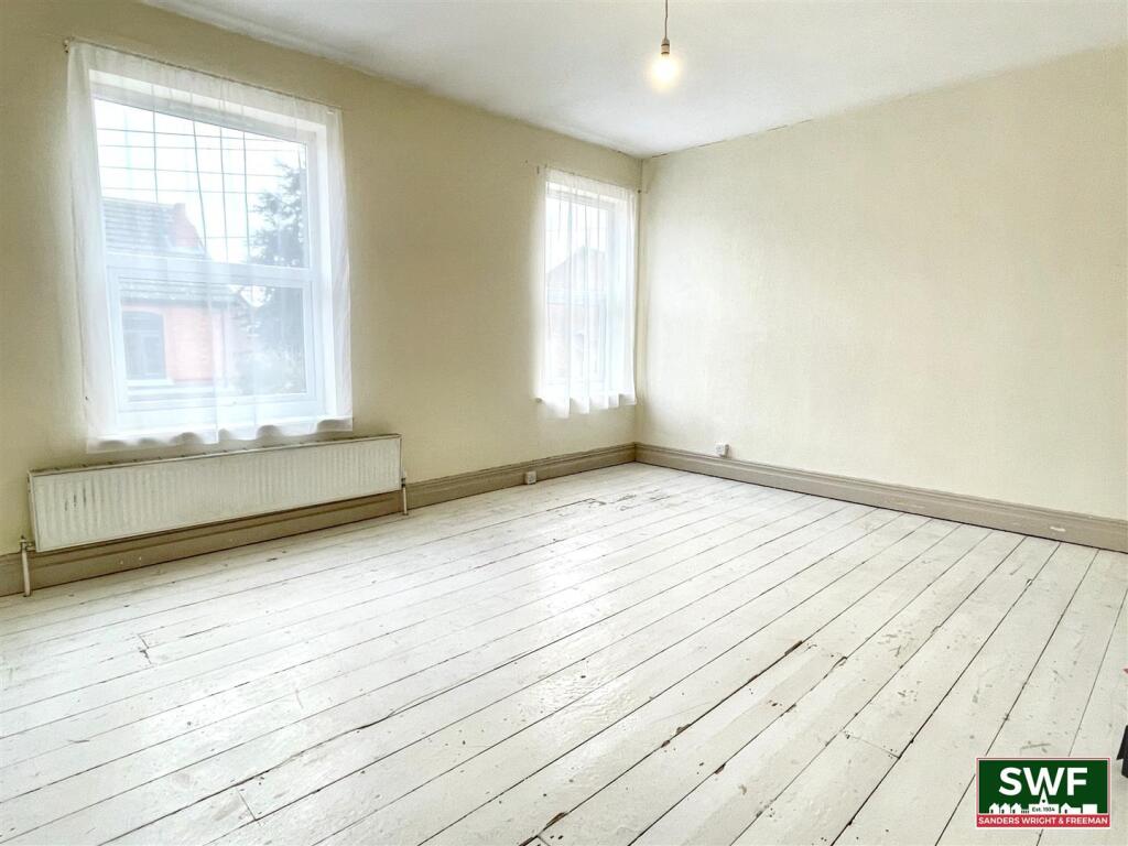 Bedroom1.3.jpg