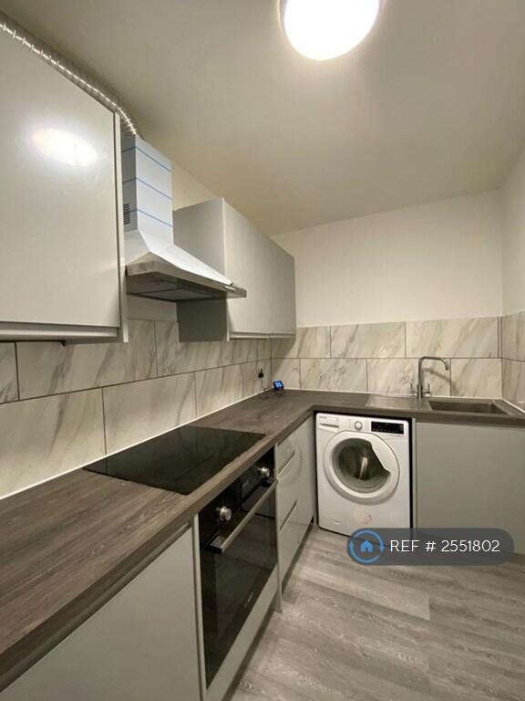 Newly Refurbished Kitchen