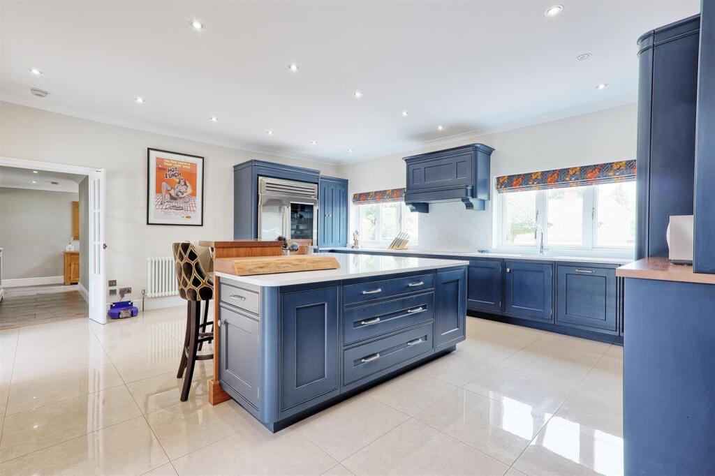 IMG_2099_100_101_easyHDR-interior3.jpg