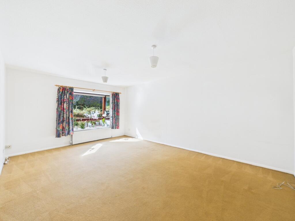 Living/Dinign Room