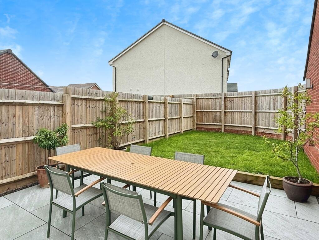 pbox-garden-316150.jpeg