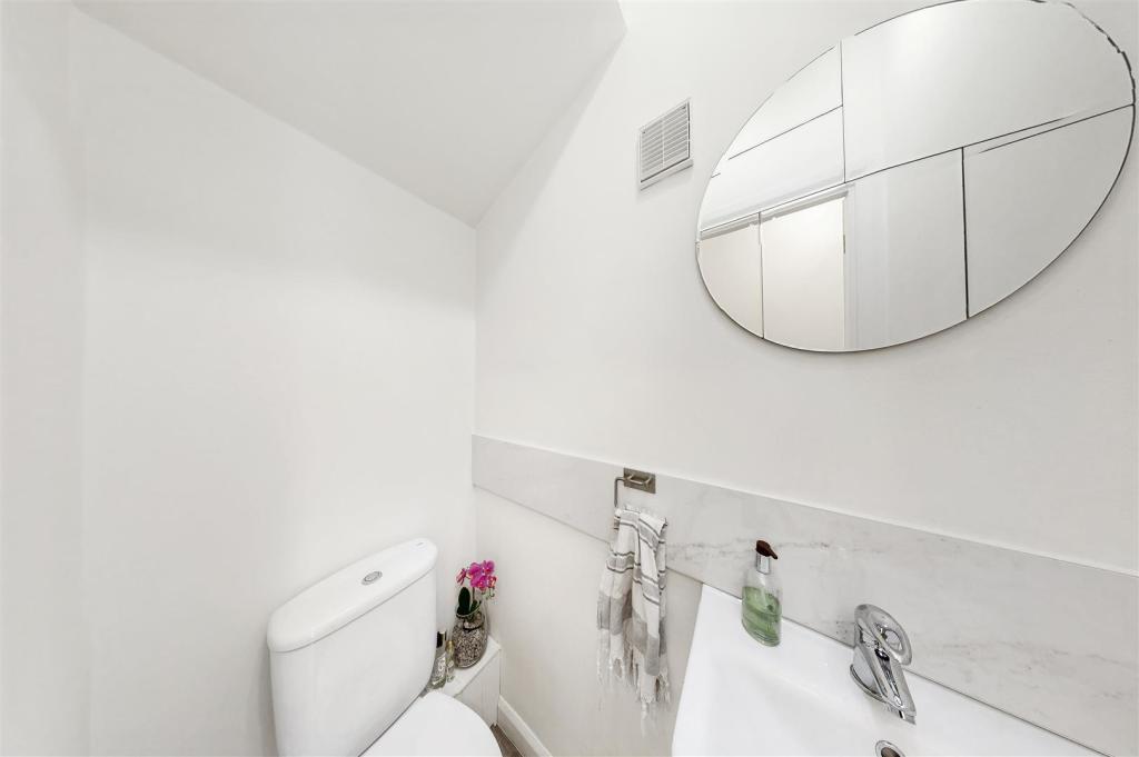 196 Wadham Gardens - KfdAkIY56aHOjHmazpij.jpg