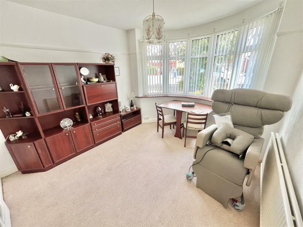 Dining Room.jpg