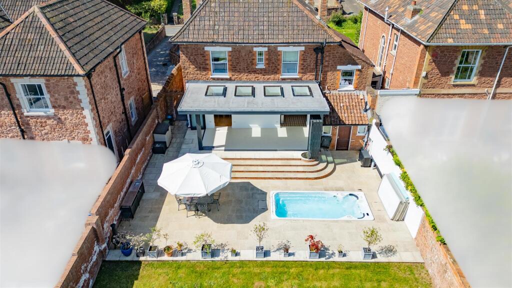 32 Wembdon Rise-08.jpg