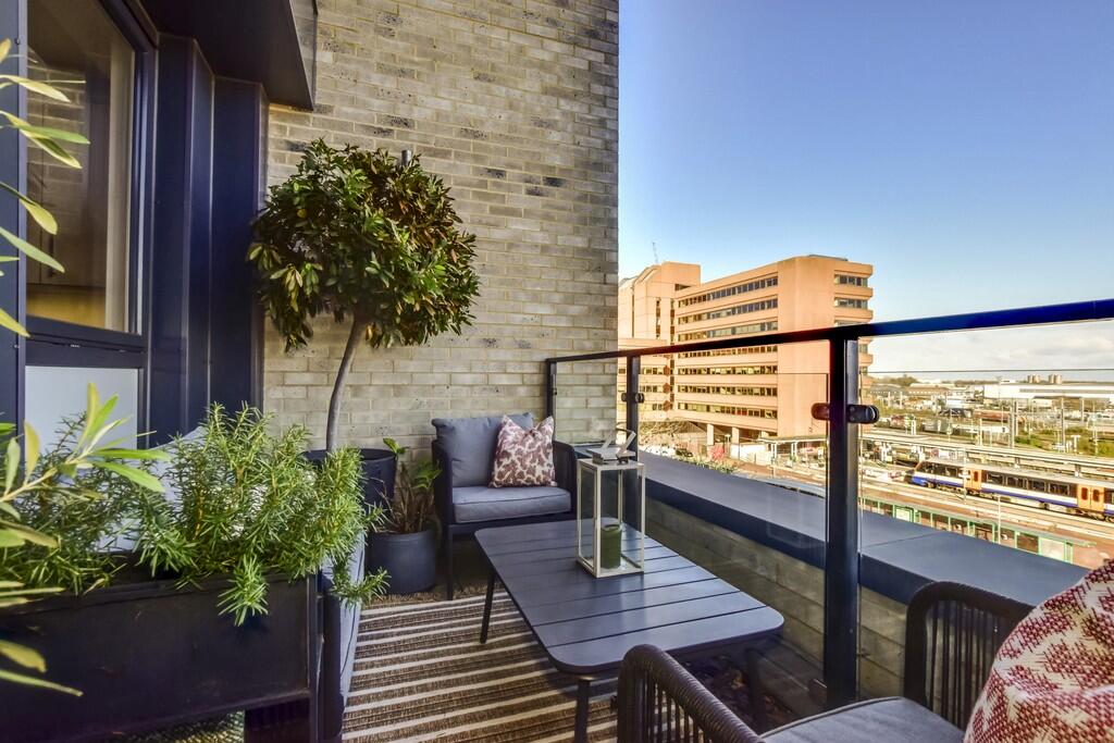 DSC_0776-DSC_0777...