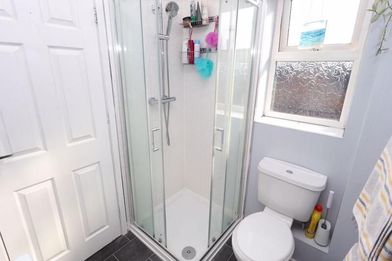 En-Suite (Second Floor)