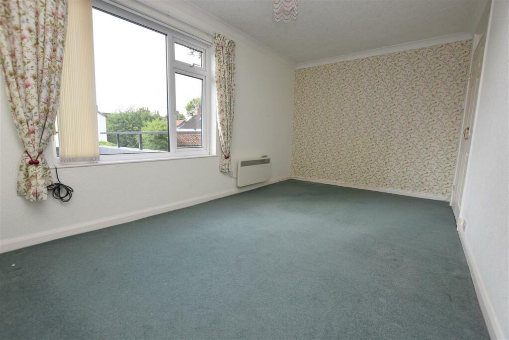Bedroom One.jpg
