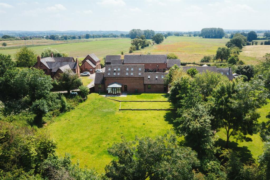1LaneEndBarn-27.jpg