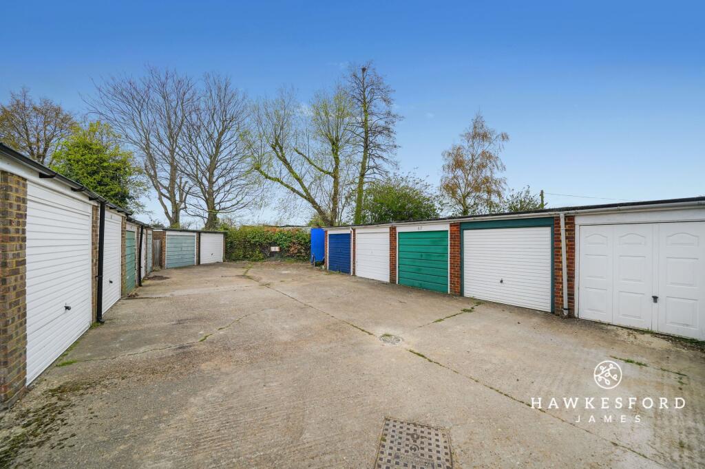 Stanhope Avenue, Sittingbourne - Garage