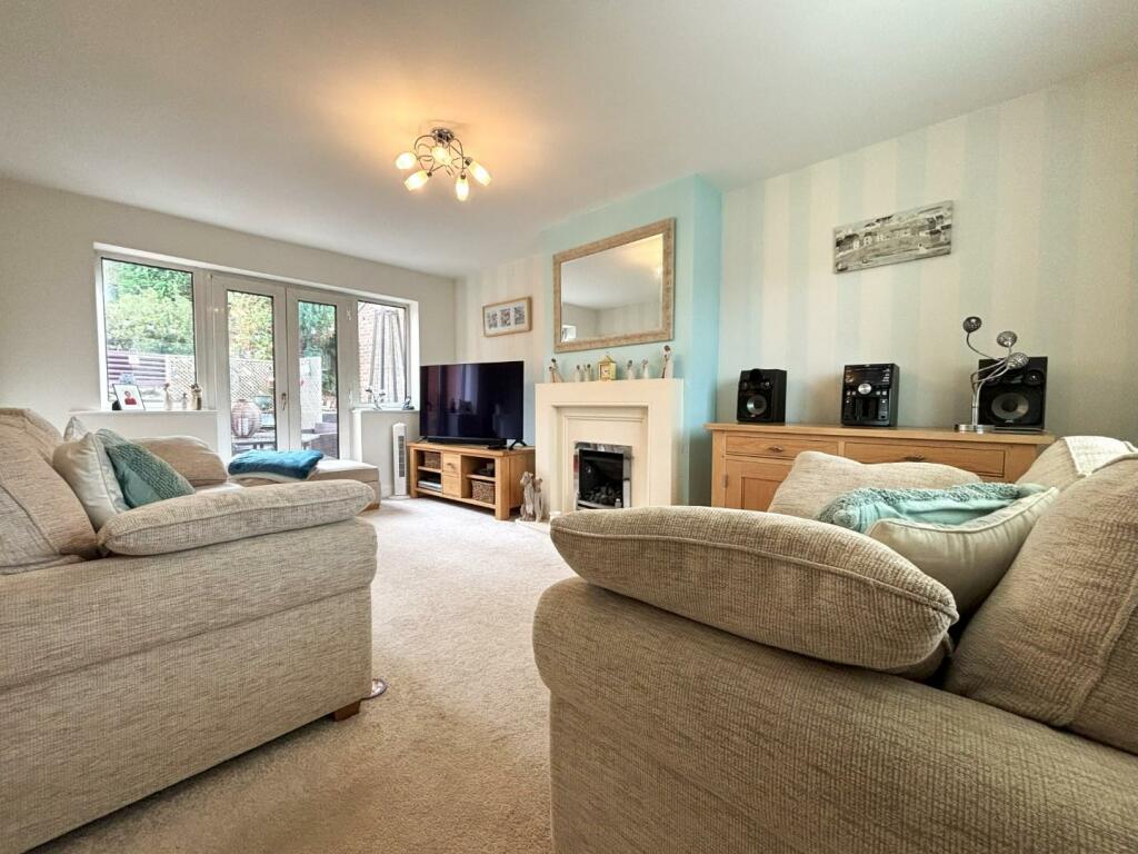 Living Room.jpg