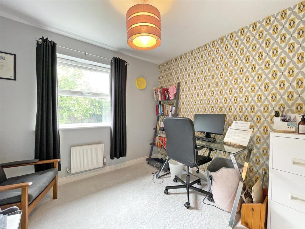 Ramsey Gardens 82 - Bed 4.jpg