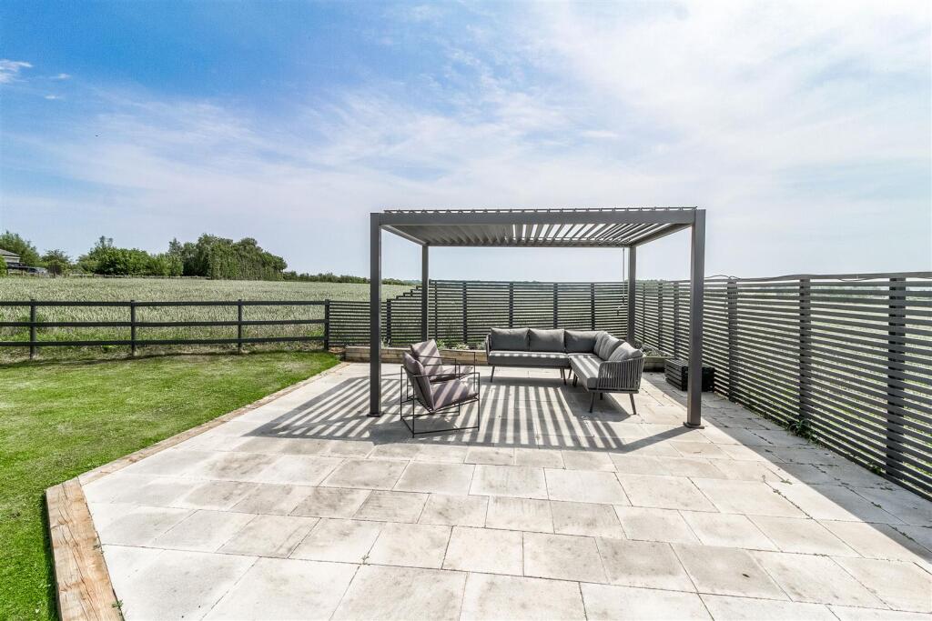 Hurley Common Hurley