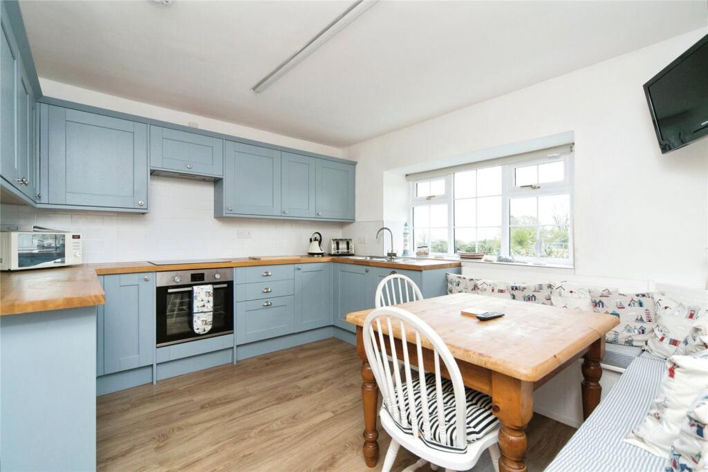 Cottage Kitchen